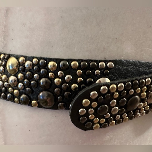 Unknown Name Bubble Belt - Picture 3 of 9